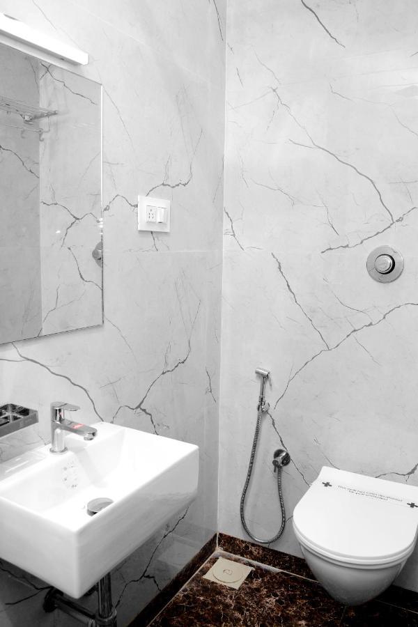 Hotel Nest N Rest - Mumbai  Buitenkant foto